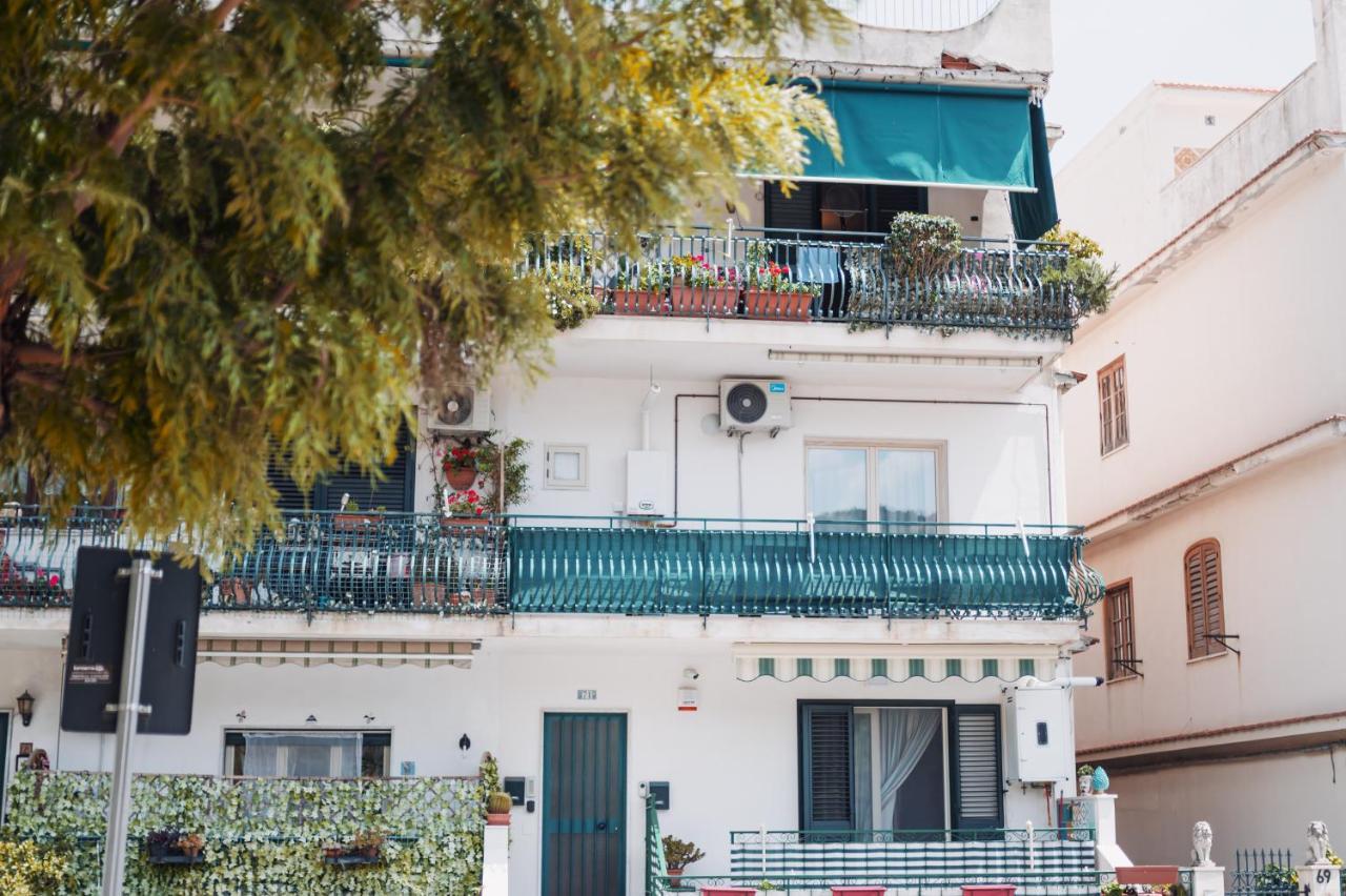 Taormina Casa Erika Family Apartment Exteriör bild